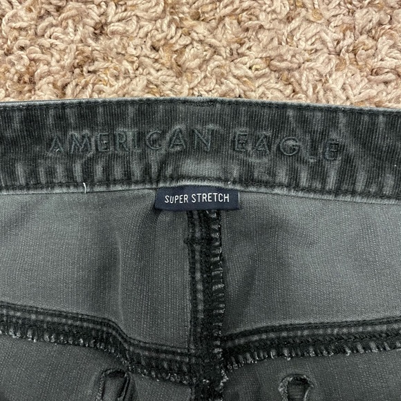 American Eagle Jeans/Size 6 - Picture 3 of 13